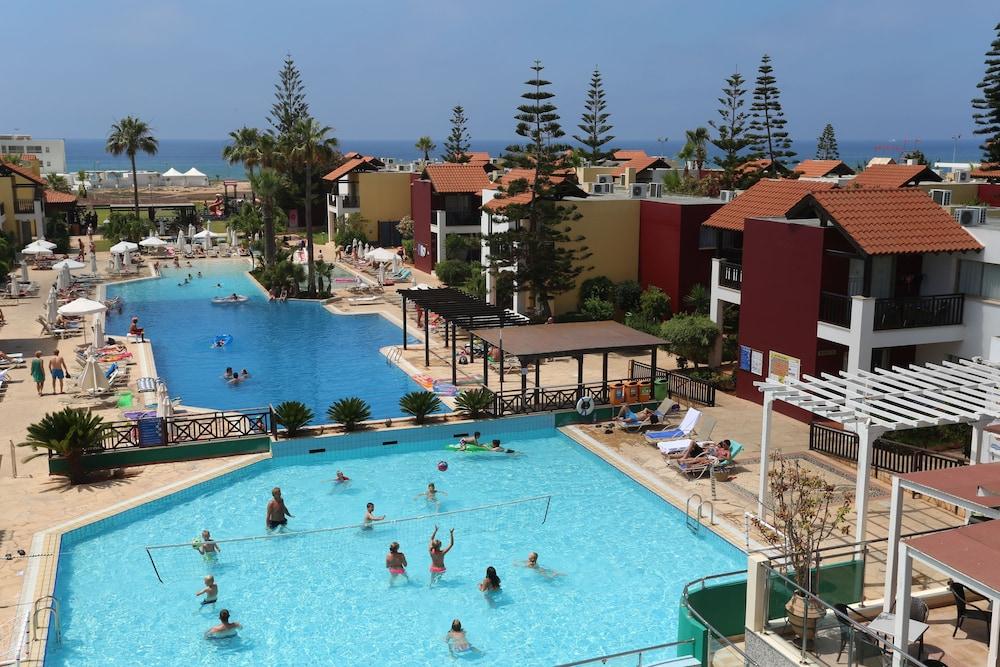Atlantica Panthea Resort Ayia Napa Exterior foto