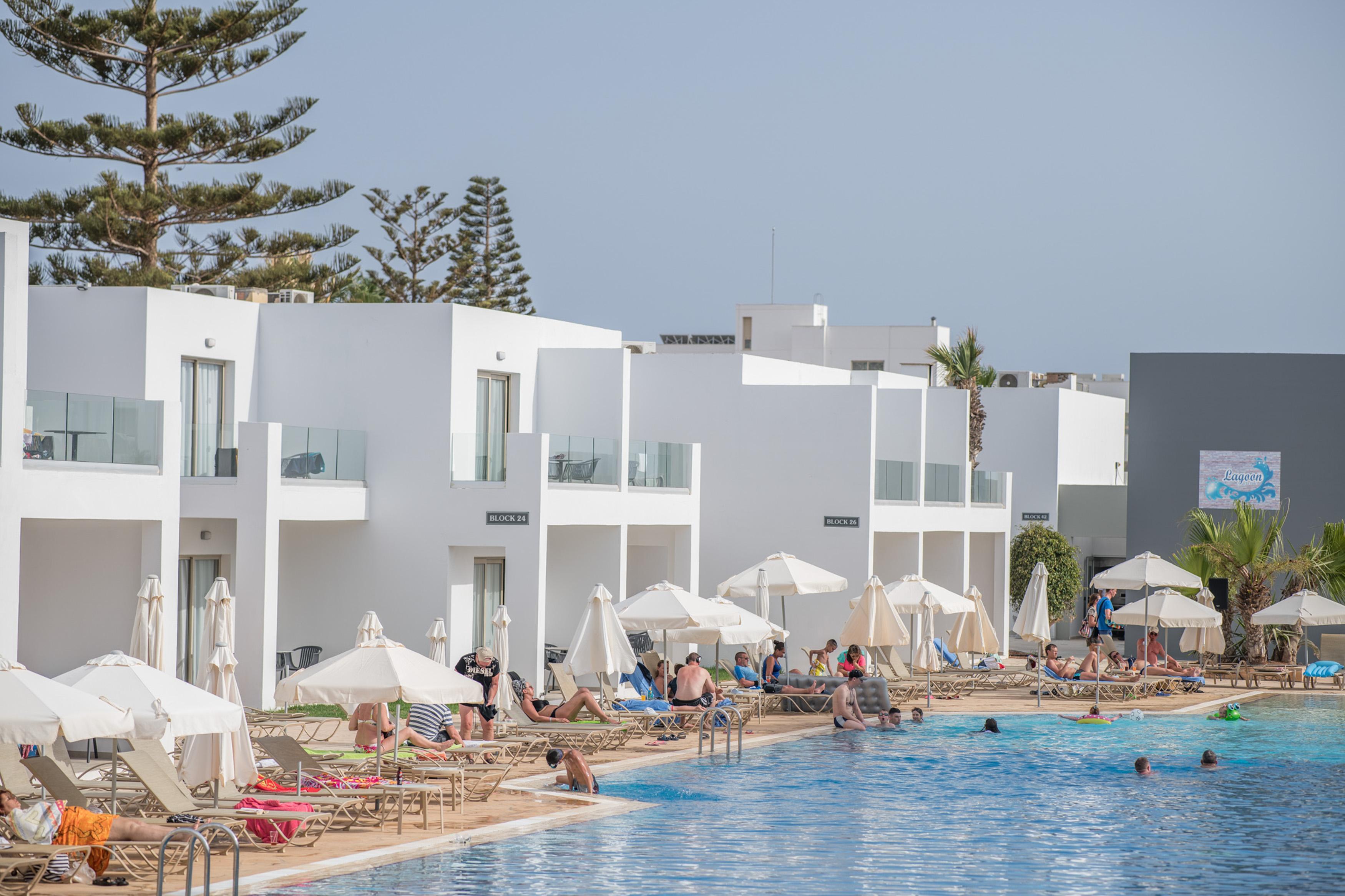Atlantica Panthea Resort Ayia Napa Exterior foto
