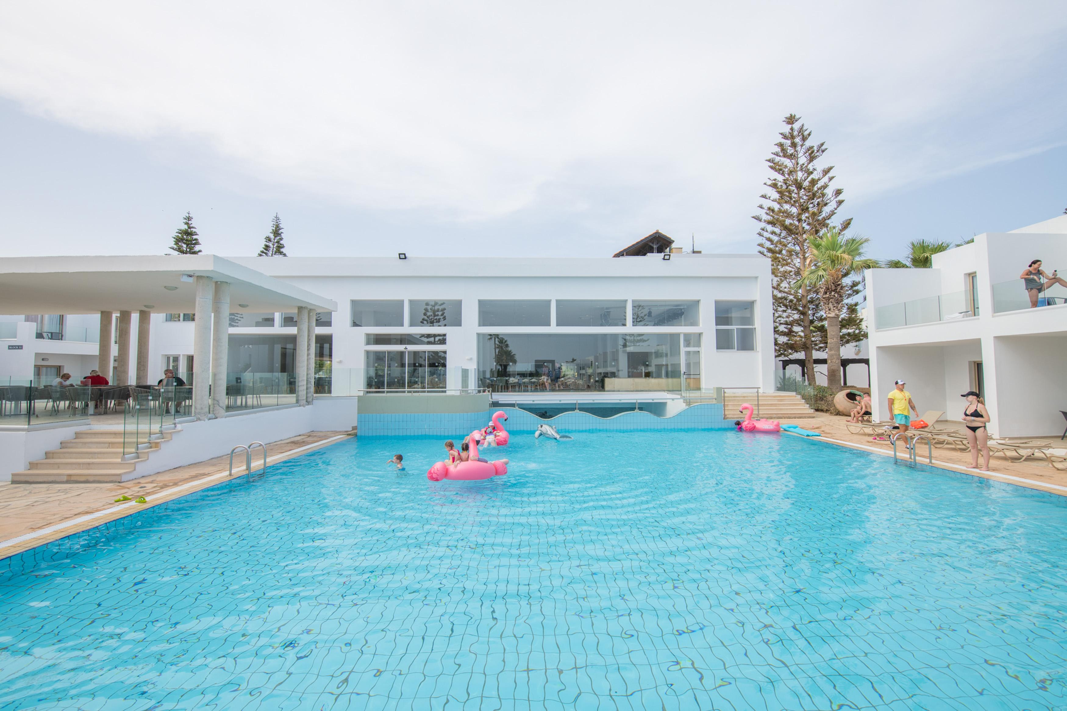 Atlantica Panthea Resort Ayia Napa Exterior foto