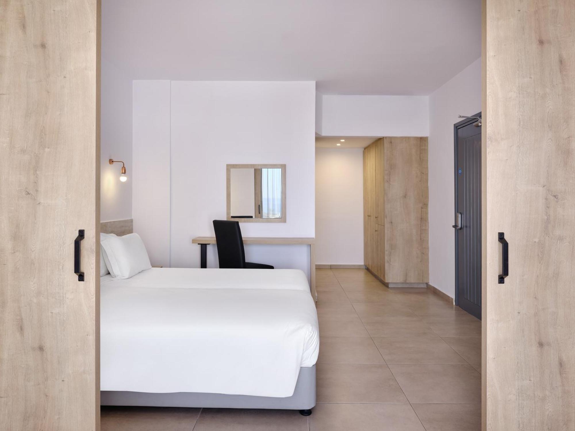 Atlantica Panthea Resort Ayia Napa Exterior foto