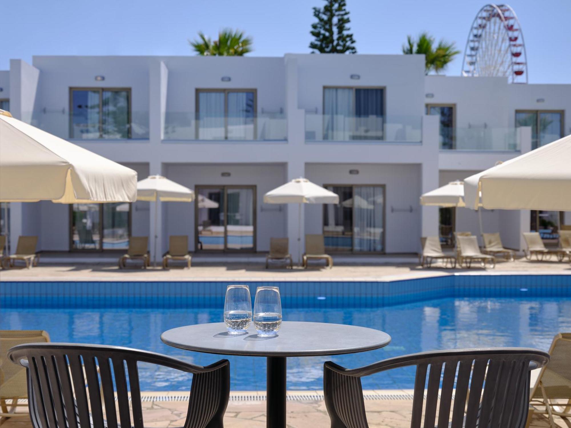Atlantica Panthea Resort Ayia Napa Exterior foto