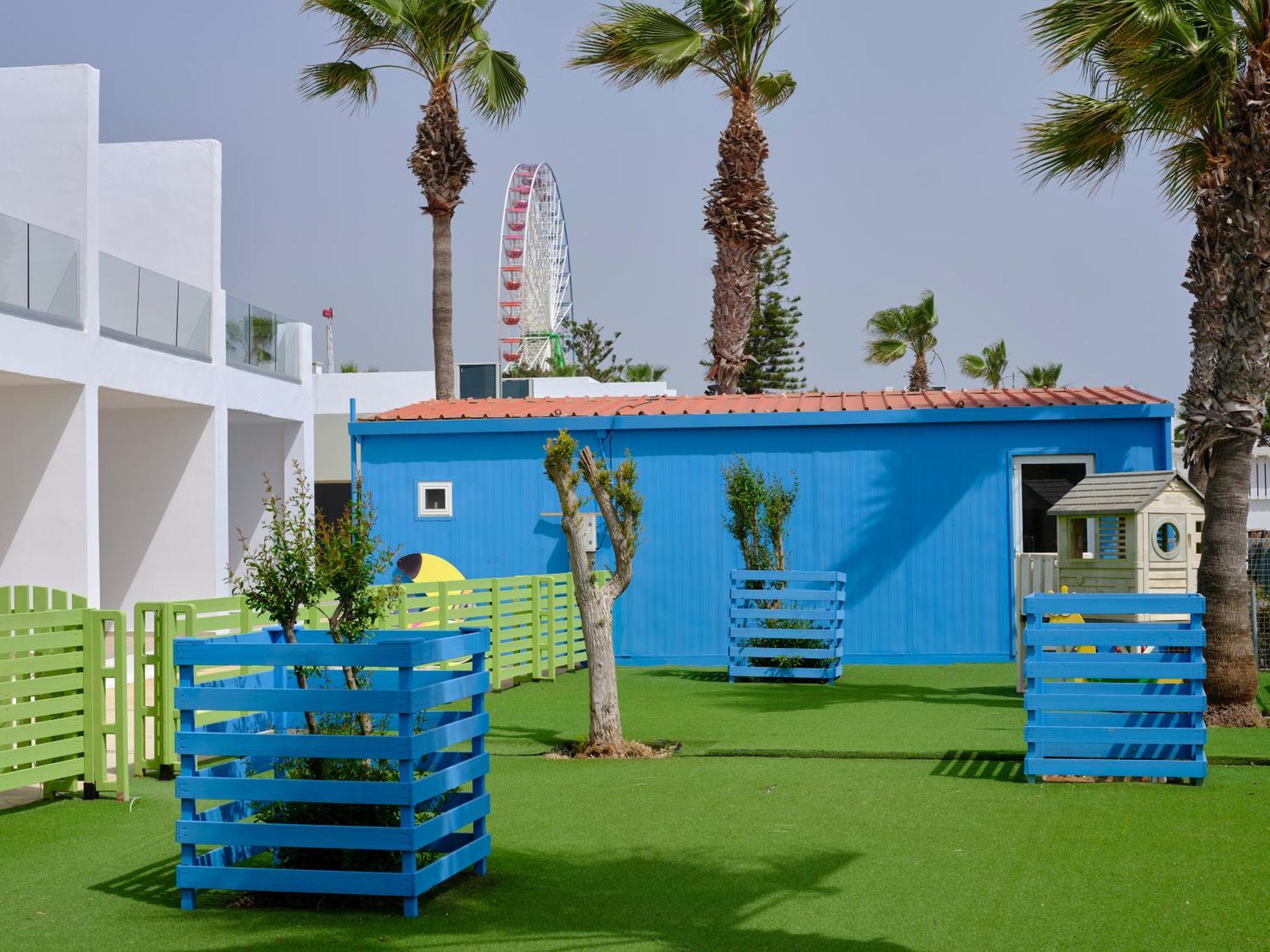 Atlantica Panthea Resort Ayia Napa Exterior foto