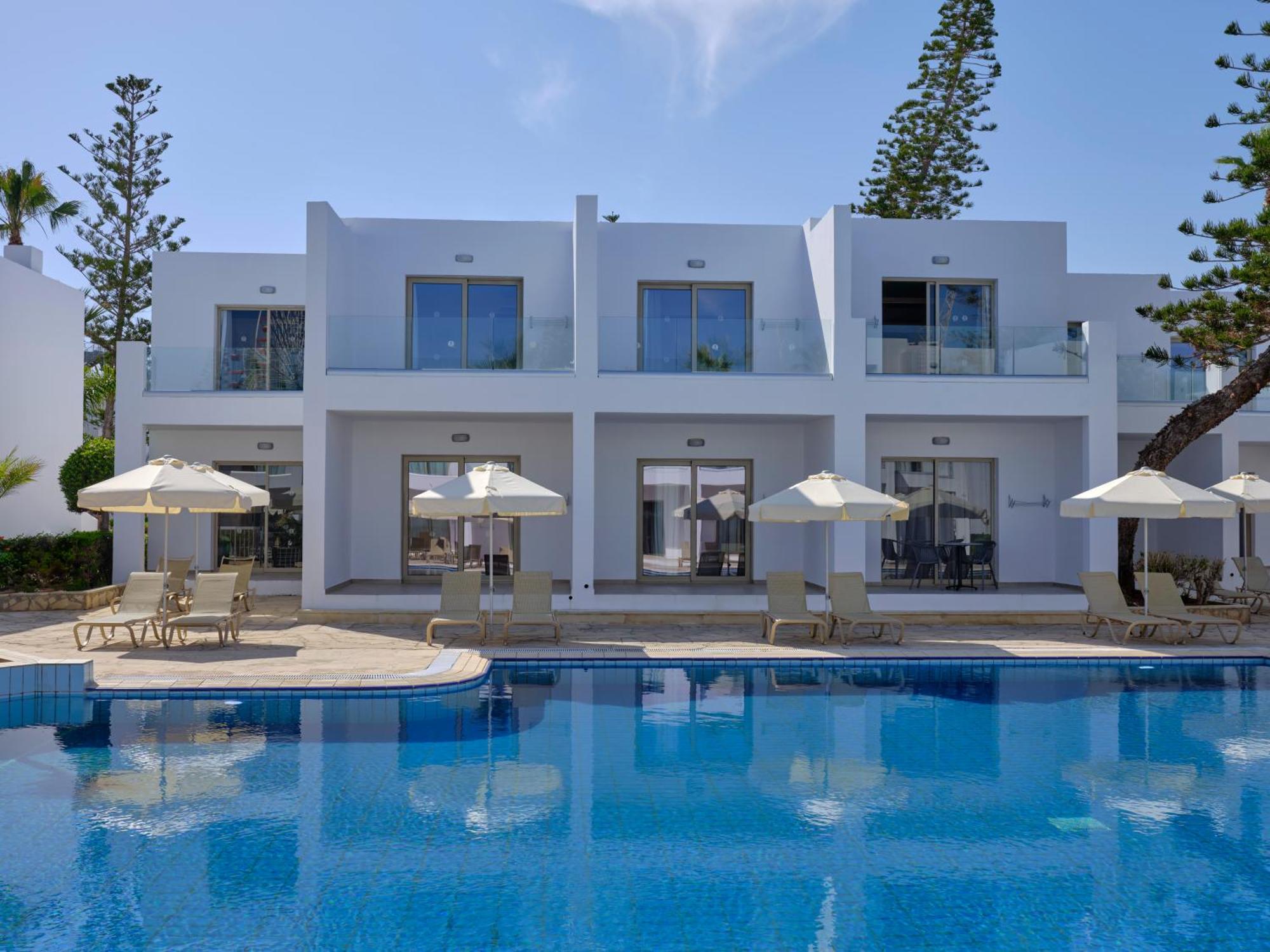Atlantica Panthea Resort Ayia Napa Exterior foto