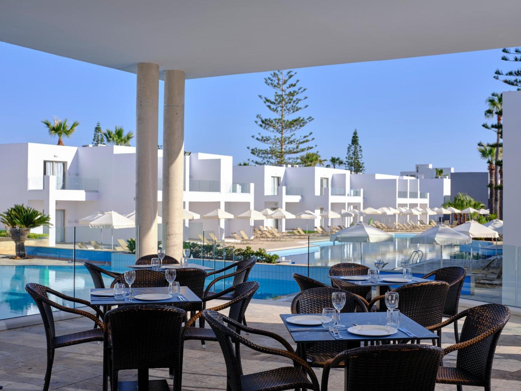 Atlantica Panthea Resort Ayia Napa Exterior foto