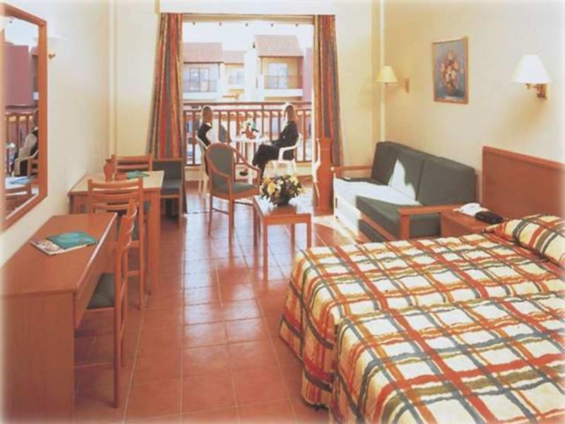Atlantica Panthea Resort Ayia Napa Exterior foto